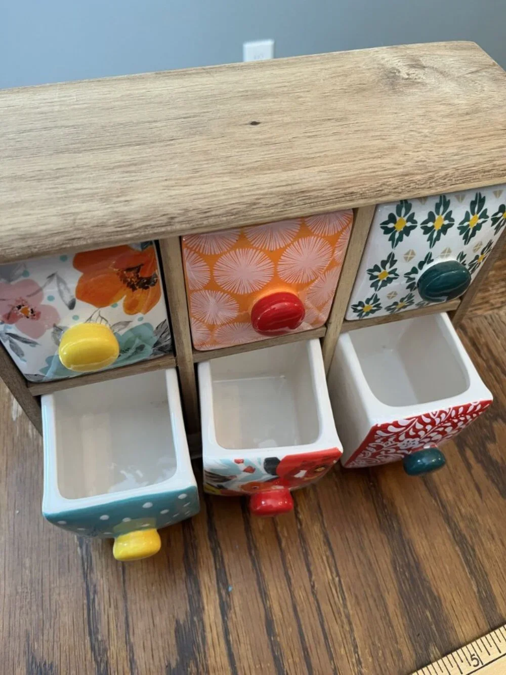 Bright Colorful Organizer with Drawers Pioneer Woman Ceramic Floral 6-Drawer Spi